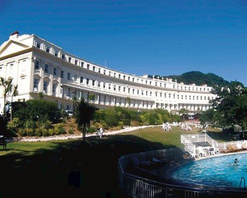 **Sunny And Bright, Thatchers Rock One Bed Beach Front Apartment*** Torquay Eksteriør billede